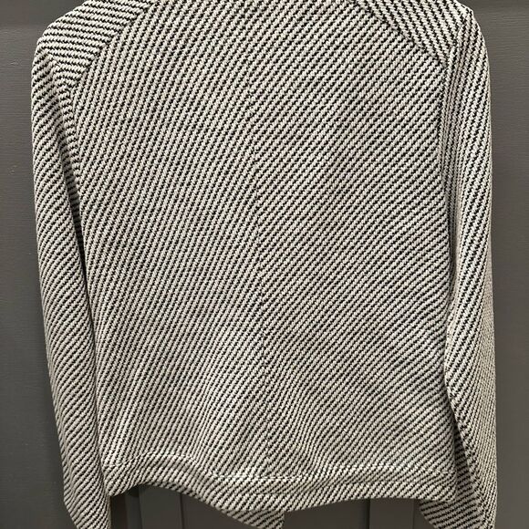 Ann Taylor Jacket - Picture 5 of 8